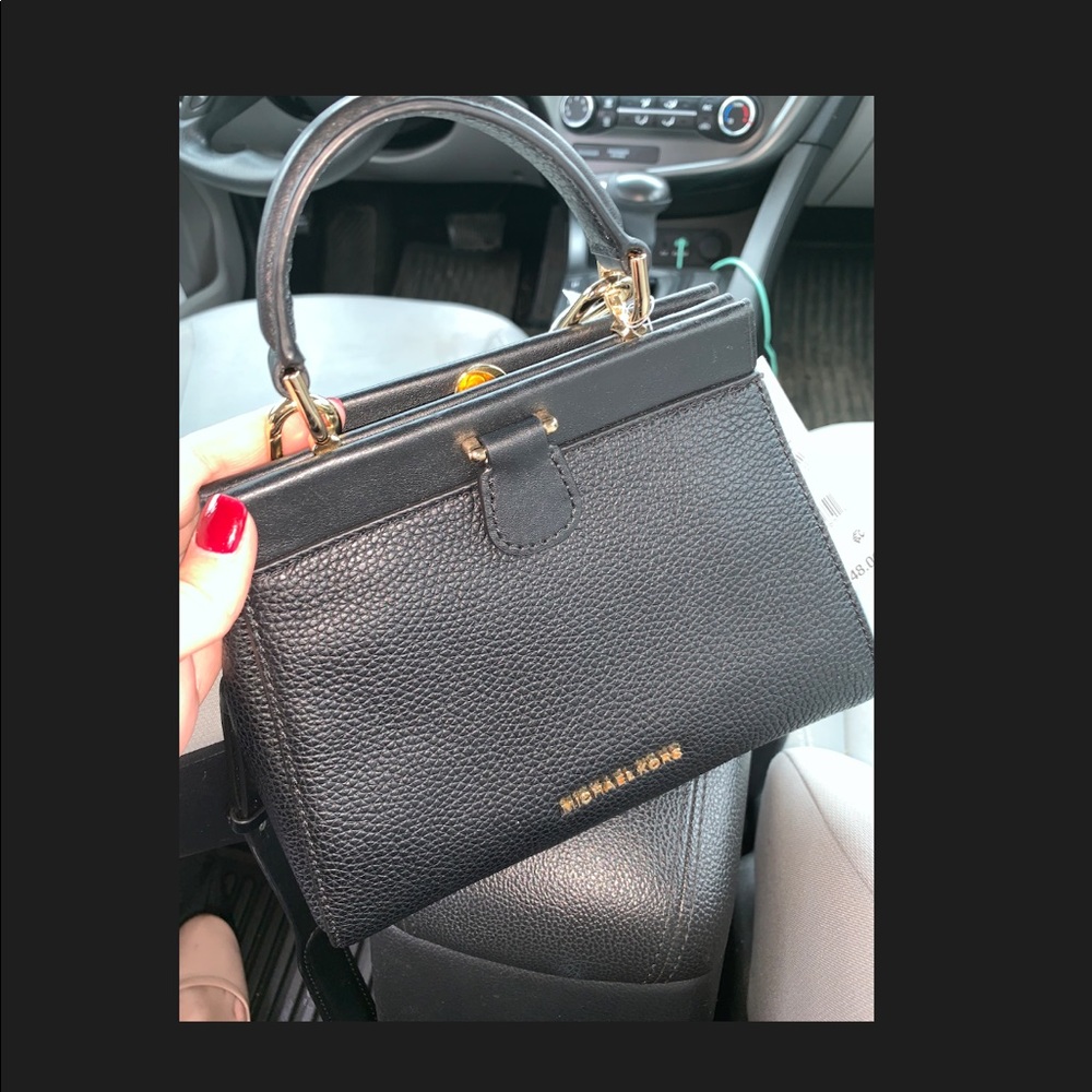 Brand new mk crossbody BEST OFFER